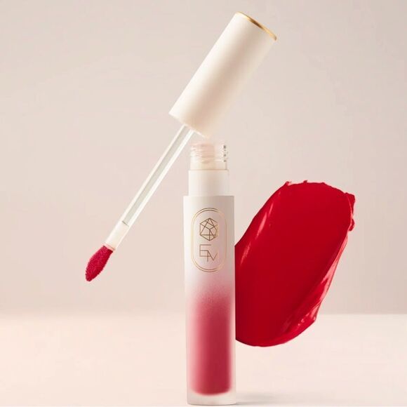 🌻PICK 2/$20 EM Soft Spoken Velvet Lip Crème New Full Size - Picture 1 of 7